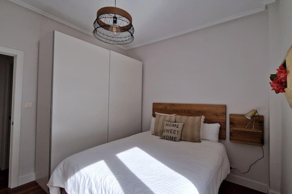 Cozy Apartment In The City Center By Aloha บิลเบา ภายนอก รูปภาพ